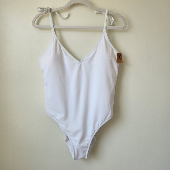 NWT Victoria's Secret PINK One Piece Low Back White Swimsuit Size XL - Picture 1 of 8